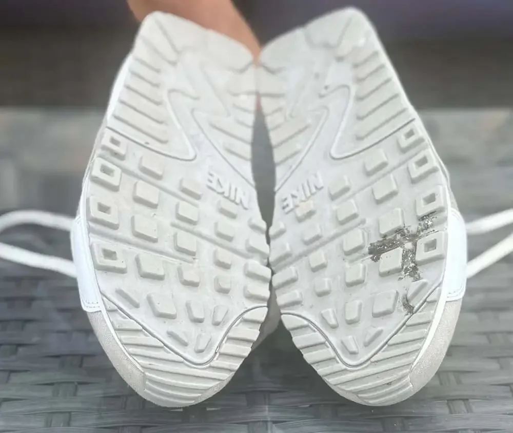 Nike Air Max 90 Futura Size 9.5 White Pure Platinum Sneakers